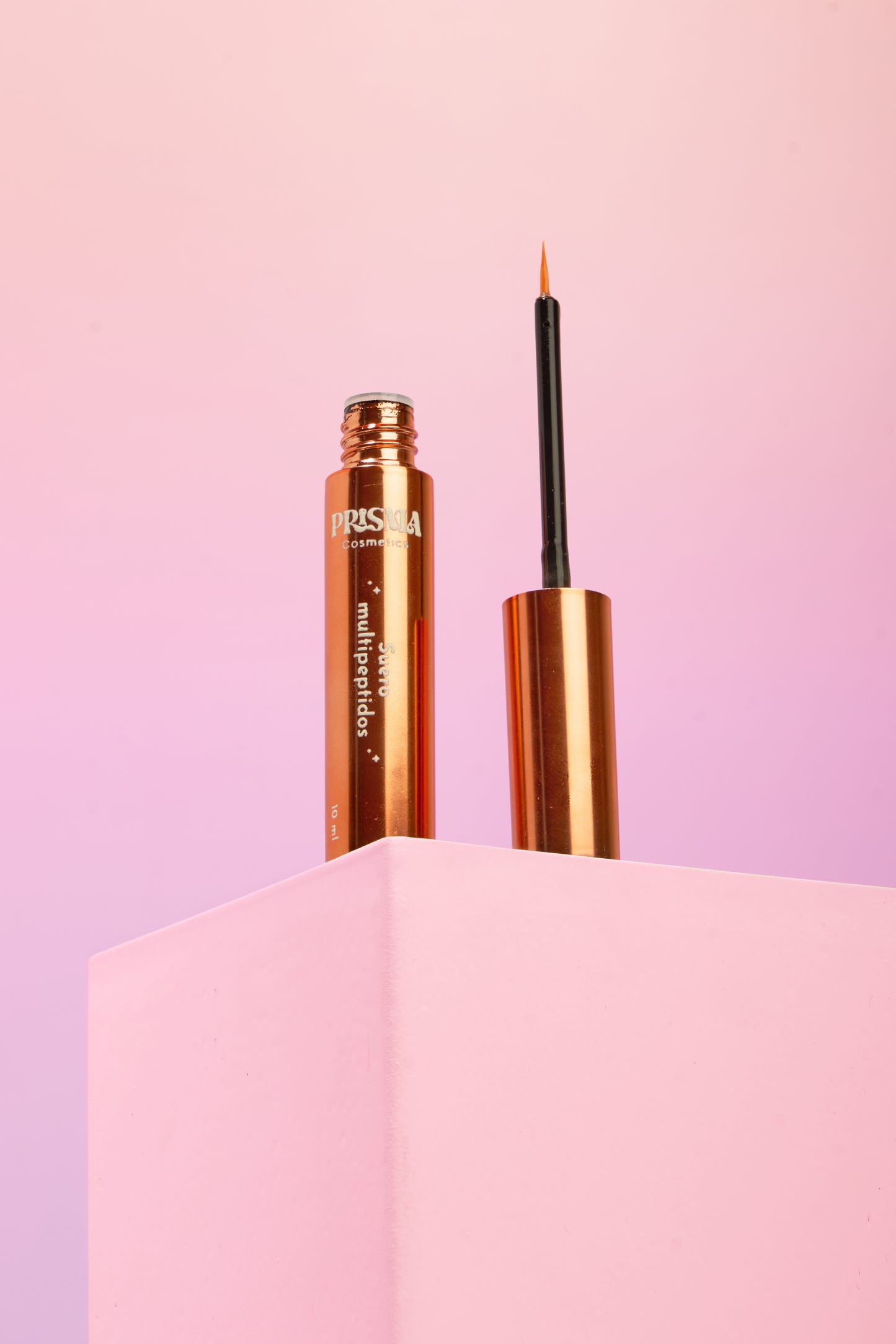 Serum Alargador de Pestañas y Cejas con Activos Naturales